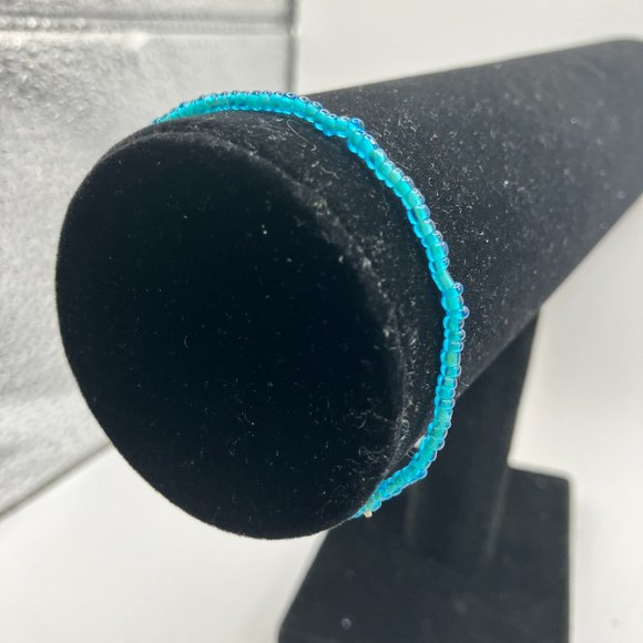 Delicate Turquoise Transparent Colored Beaded Stretch 4.5 Inch Bracelet! - Picture 5 of 5